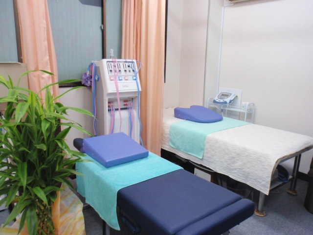 いずみ接骨院　施術室2